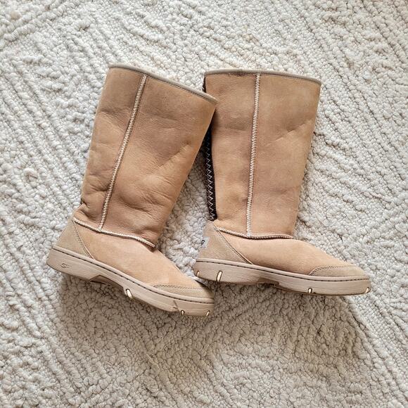 Tall Tan Light Brown Ugg Boots Sz 6 - Picture 1 of 6